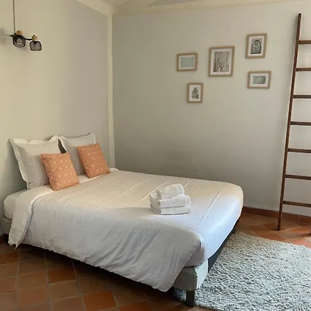Le Vieux Chateau Apartment Menton