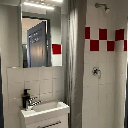 Le Vieux Chateau Apartment